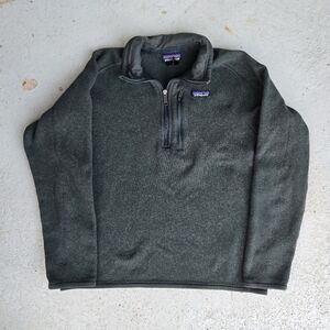 Patagonia Men’s Forest Green Quarter-Zip Fleece Pullover
